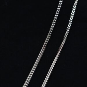 Box Chain – Minimal & Durable Men’s Chain