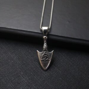 Trinity Arrowhead Pendant – Strength, Direction & Unity